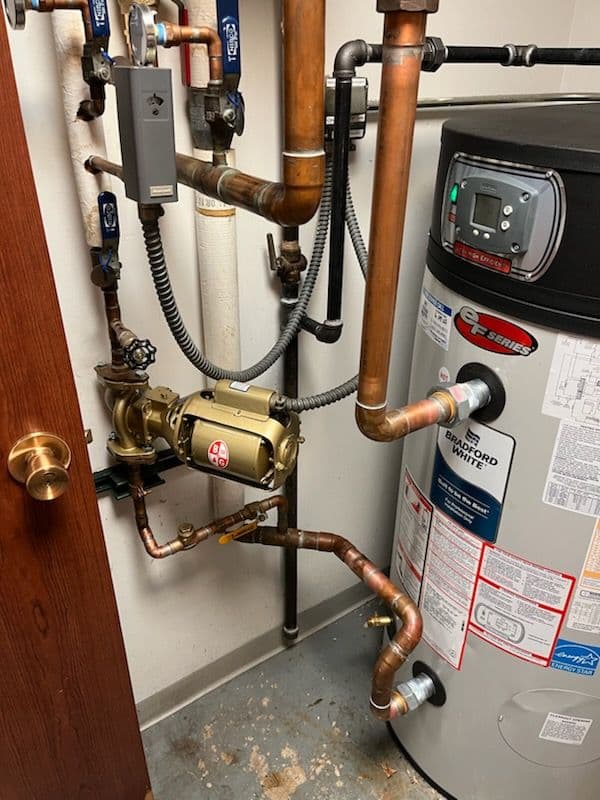Gallery photos for Efficient Water Heater Replacement in Arlington Heights: Image #1