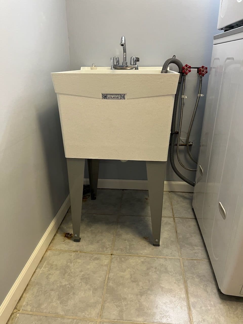 Project Efficient Laundry Tub Replacement in Chicago image